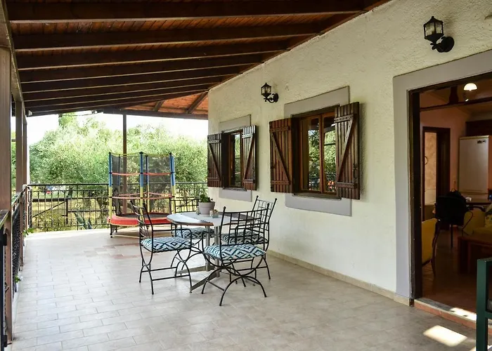 Bevollnav Nyaraló *